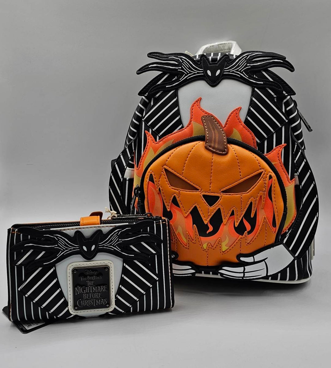 Loungefly shops NBC jack sally pumpkin mini backpack NWT