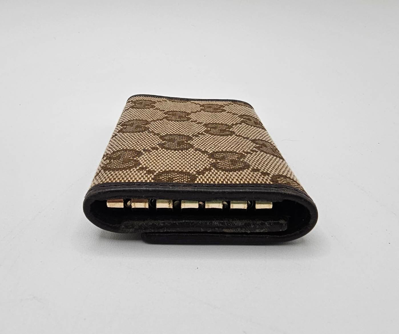 Gucci GG Canvas 6 Ring Key Holder