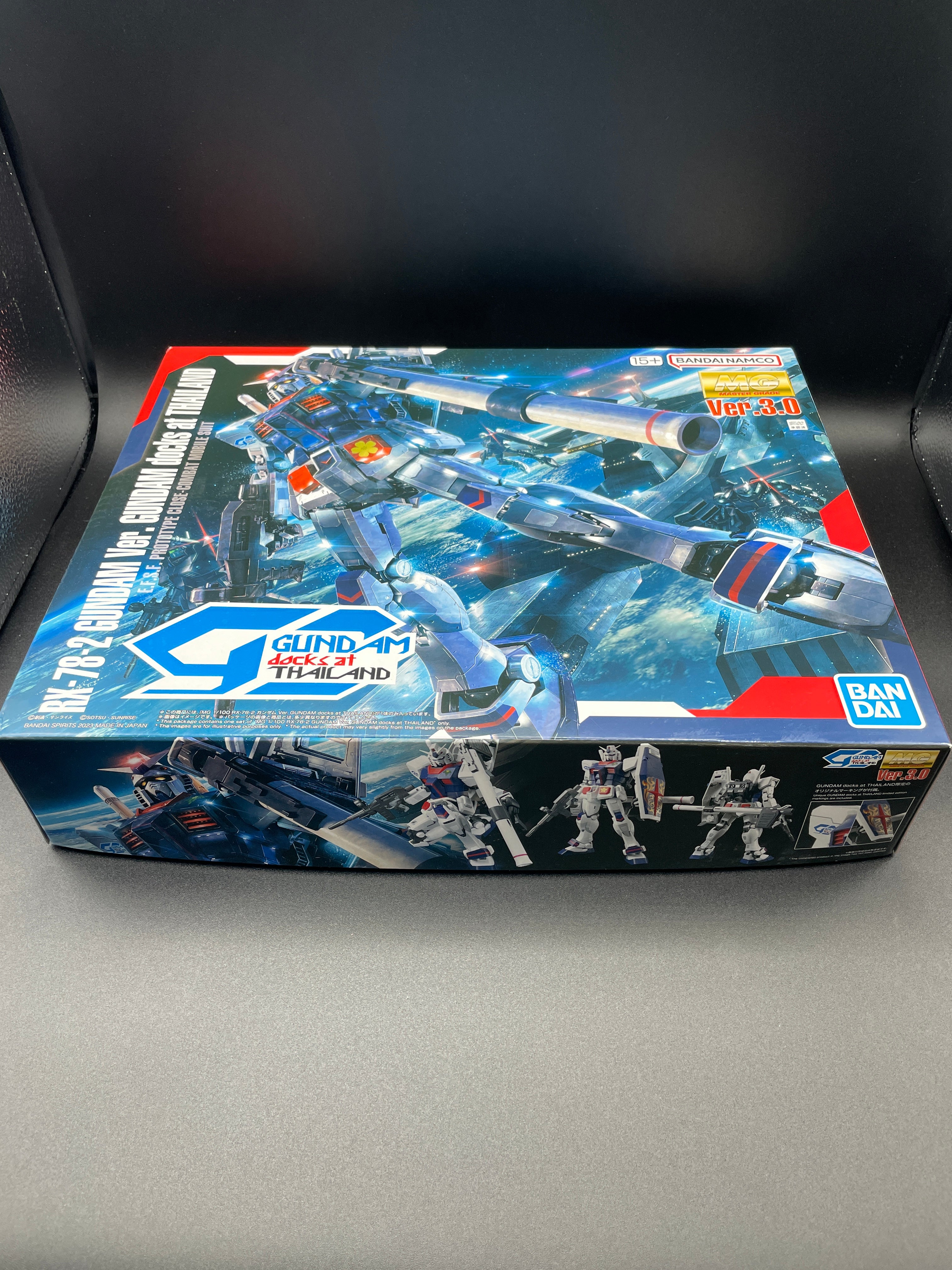 Bandai MG 1/100 Rx-78-2 Gundam Ver 3.0 Docks At Thailand Imported