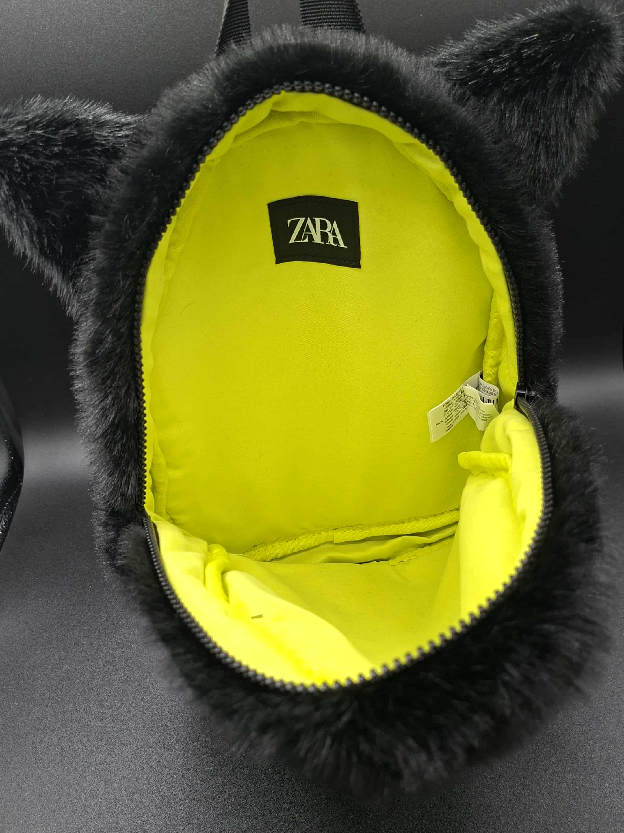 Zara Halloween Faux Fur Black Cat Backpack – Commerce Gluttony display picture 1